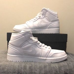 Air Jordan 1 Mid Pure Platinum White